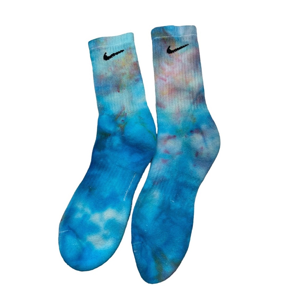 Nike Cotton Candy Ice Dyed Crew Socks - Picture 6 of 7